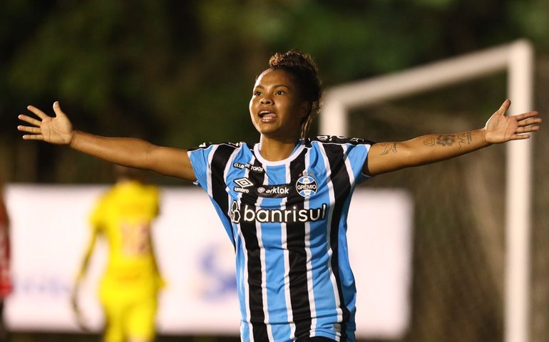 Grêmio vence clássico com Internacional no Brasileiro Feminino