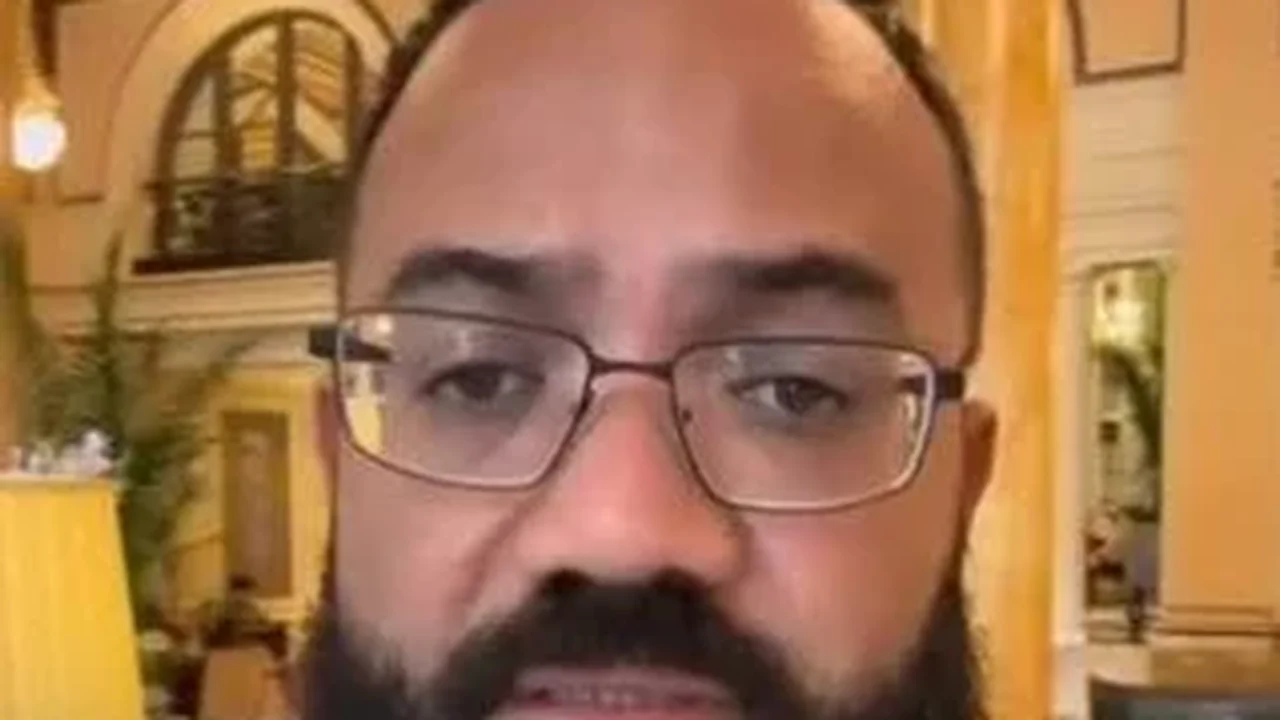 Na Bahia, aliado de Flávio é denunciado por usar quadro com imagem de Jair Bolsonaro