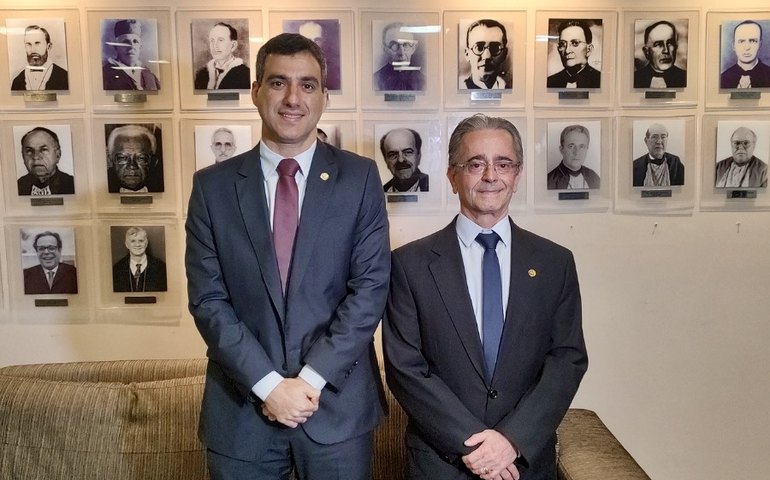 Juiz Bruno Acioli é promovido para a 2ª Vara da Comarca de Penedo