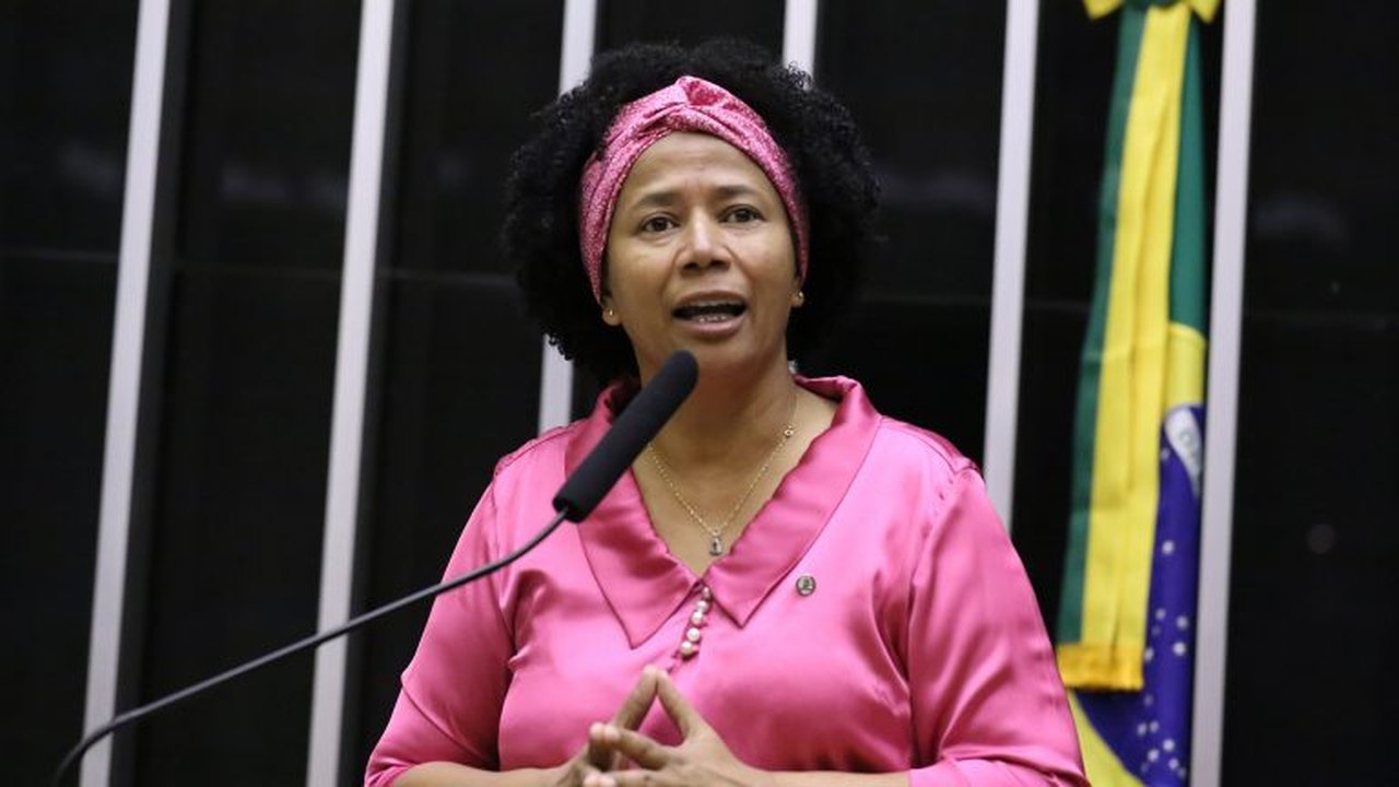 Comissão aprova projeto que cria Política Nacional de Saúde na Escola