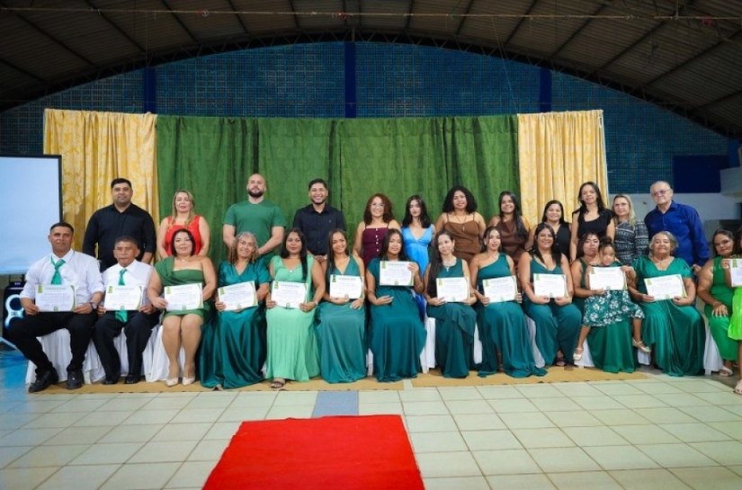 Campo Alegre: Escola Miguel Matias promoveu mais uma festa de formatura da 9ª fase de estudantes da EJA
