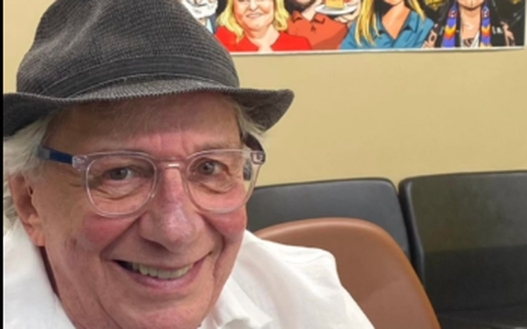 Marco Nanini adota ponto eletrônico no teatro: 'Não está nada na ponta da língua'