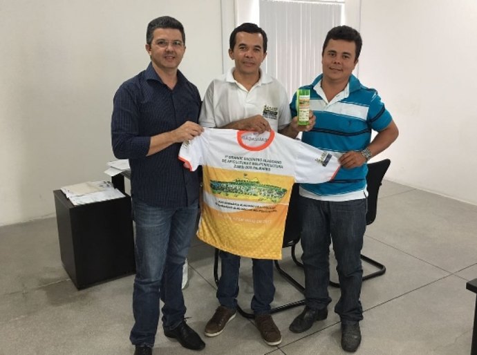 Presidente da Emater recebe Associação dos Apicultores de União dos Palmares