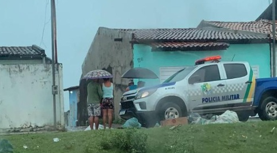Homem é morto a tiros em beco de Nossa Senhora do Socorro