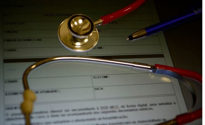 Reajustes devem desacelerar em 2026, mas continuarão pesando no bolso dos brasileiros