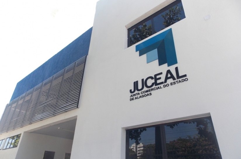 Juceal divulga números de empresas abertas e fechadas em março