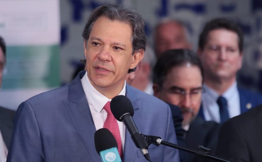 Mandato do Banco Central é controlar a inflação, afirma Haddad
