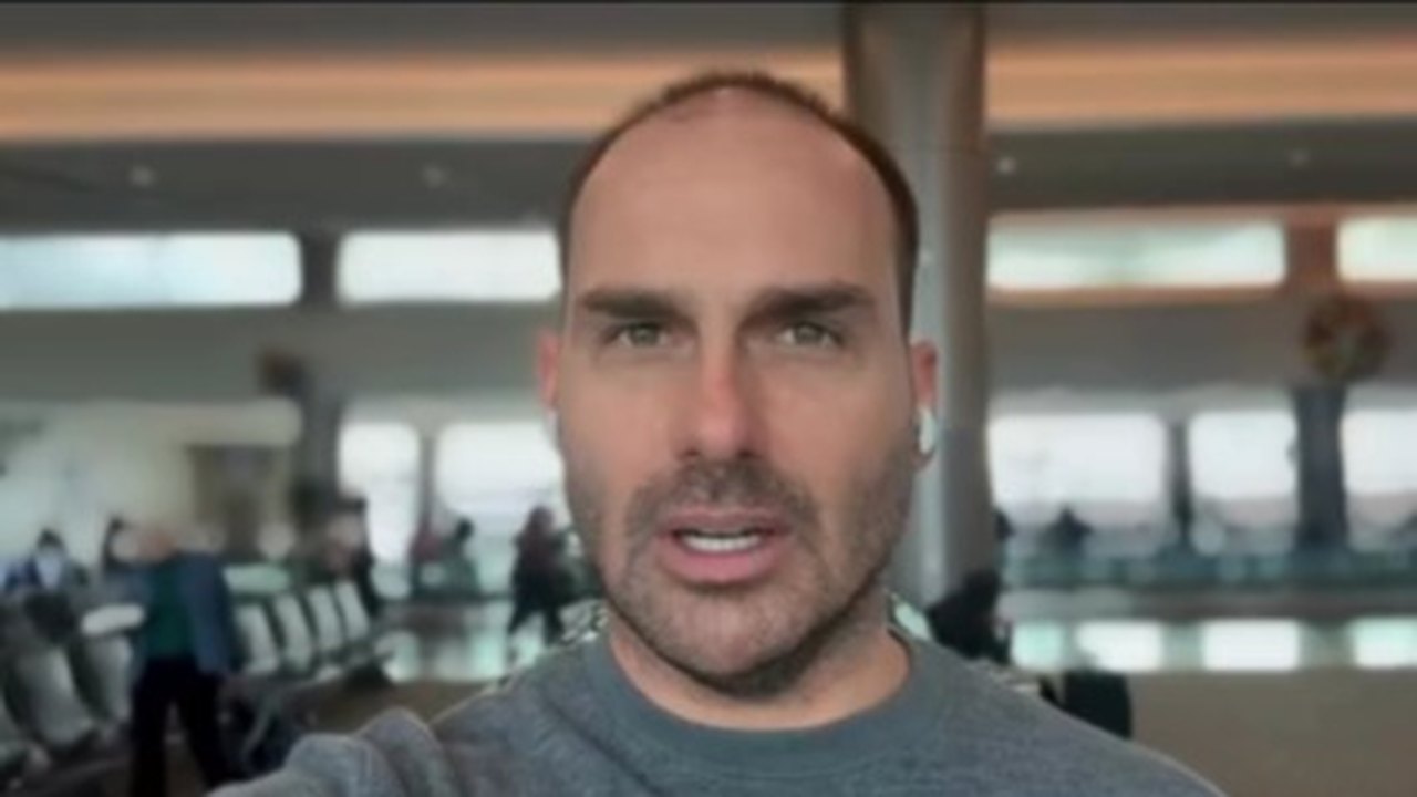 Eduardo Bolsonaro diz que filme sobre Jair Bolsonaro será “pesadelo para a esquerda”