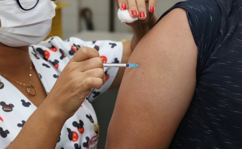 Marechal Deodoro define nova dinâmica de vacinação e inicia reforço para idosos com mais de 70 anos