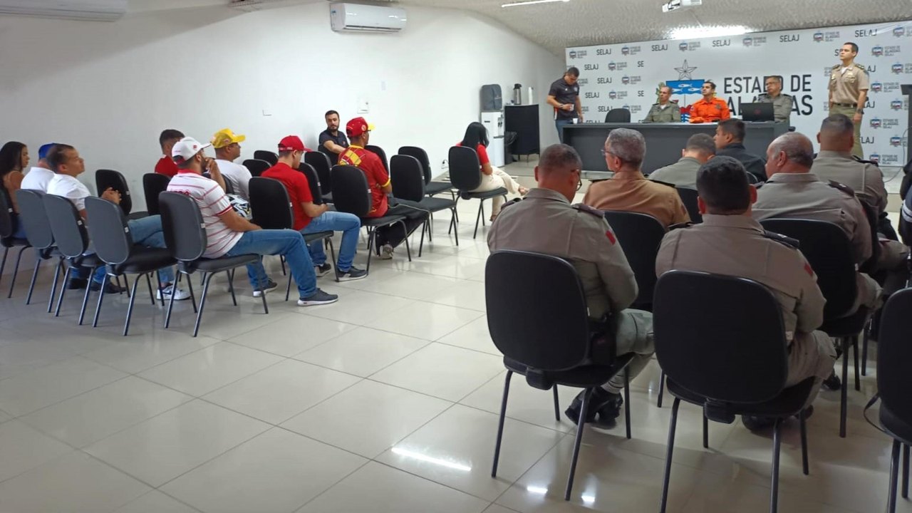 PM define esquema de policiamento para CRB e Santos, no domingo