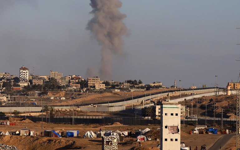 Tecnocracia, tropas internacionais e dois Estados: mídia revela plano secreto de Londres para Gaza