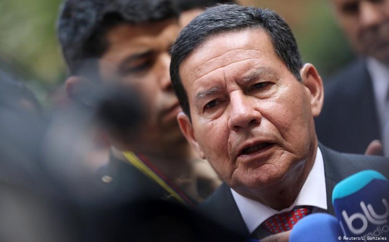 Mourão defende garimpo em área indígena após fim da operação nas terras Munduruku