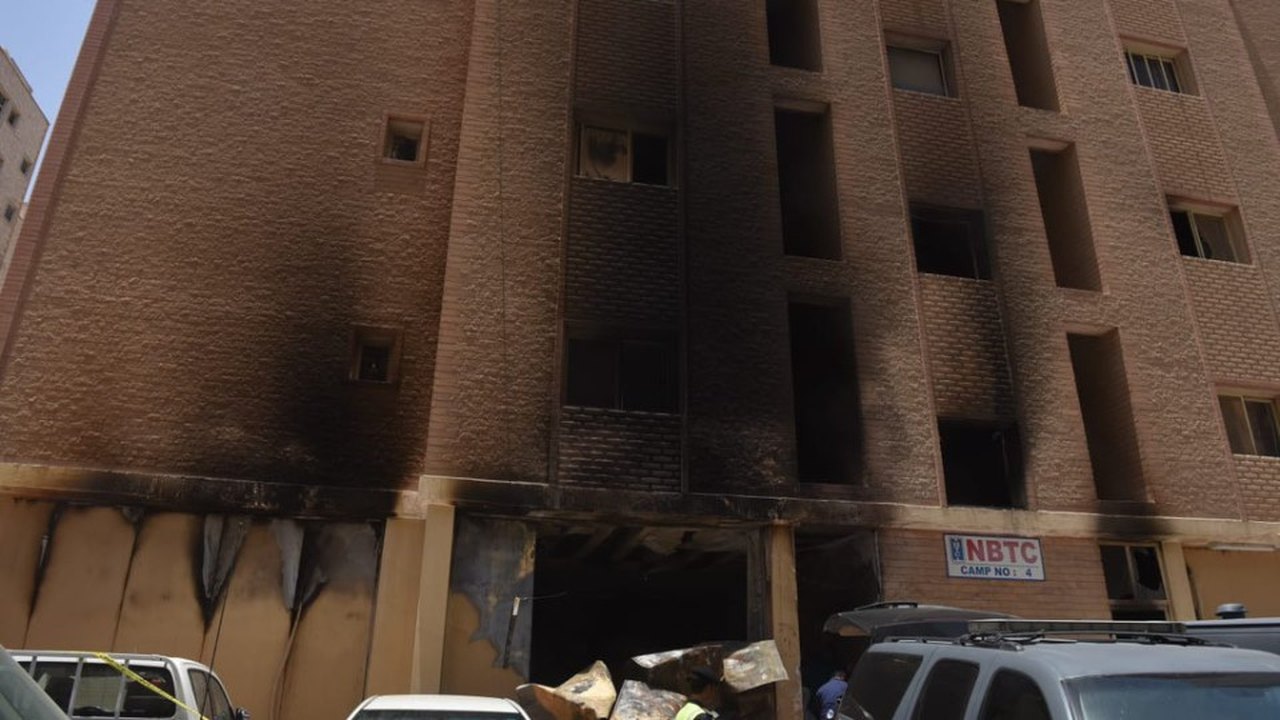 Incêndio em edifício no Kuwait deixa ao menos 49 mortos; vídeo