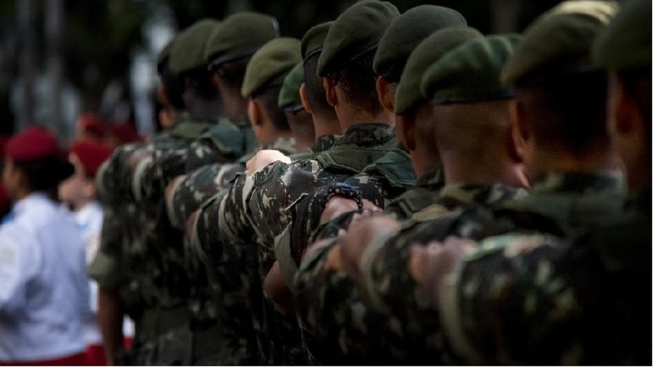Governo nomeia 122 militares para atuarem na área de segurança presidencial