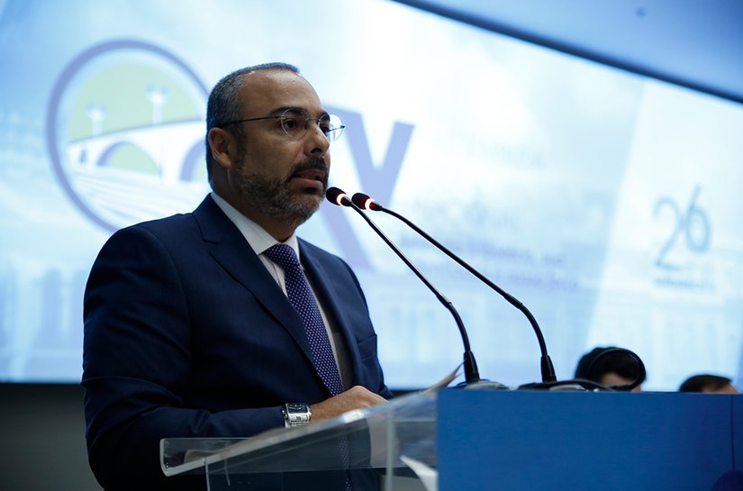 Analistas-Tributários da Receita Federal mantêm paralisações após a apresentação da proposta de reajuste salarial com uma série de limitações pelo MGI