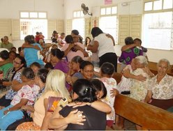 Manhã abençoada na igreja de Santa Lucia