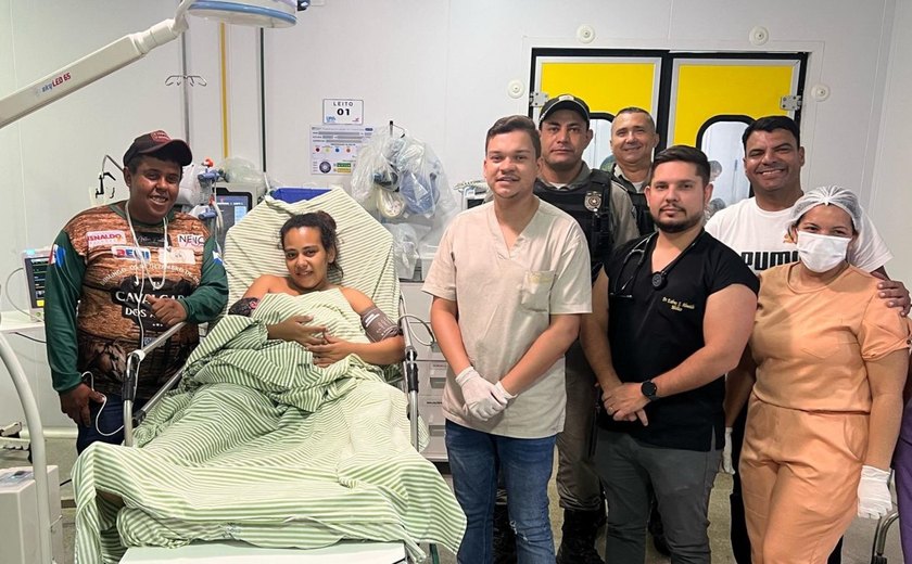 Equipe da UPA Jacintinho faz parto de gestante que entrou em trabalho de parto antes de chegar à maternidade