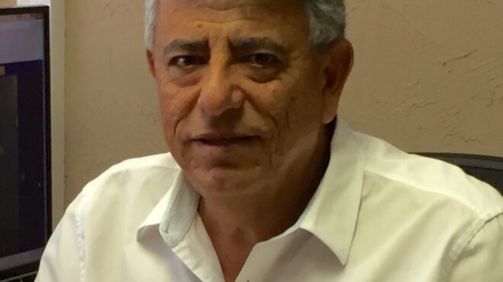 Cantor Zé Felipe mostra sua mansão em condomínio de luxo