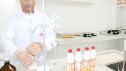 Grupo Coringa inicia produção própria de leite de coco e coco ralado em Arapiraca