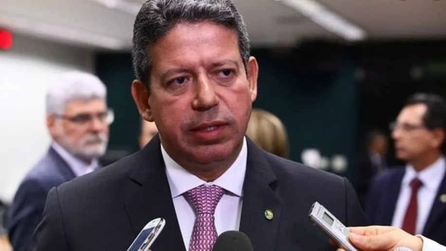 STF acua Arthur Lira sobre abertura de impeachment de Bolsonaro