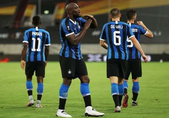 Com gol no fim, Internazionale vence e abre 5 pontos na liderança do Italiano
