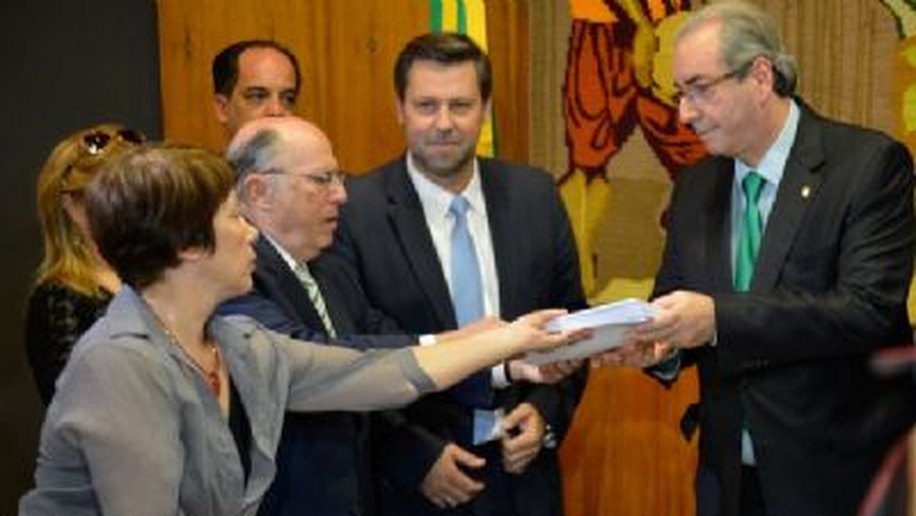 No real cumprimento da Lei, impeachment não é golpe