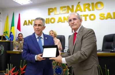Orlando Rocha Filho recebe título de cidadão honorário de Pilar
