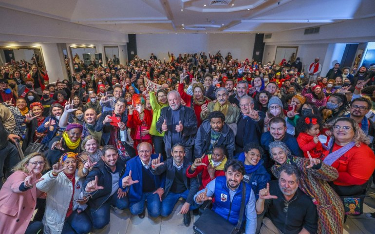 Cultura é necessidade política, econômica e questão de democracia, diz Lula