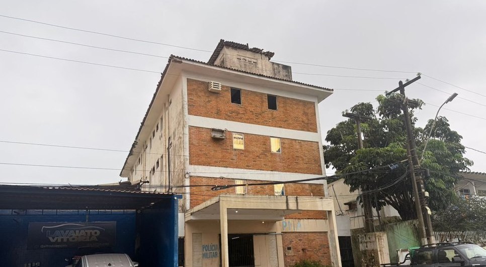 Prédio que foi desapropriado pelo Governo de Alagoas através da Sesau. - Foto: Rebecca Barreto/Francês News