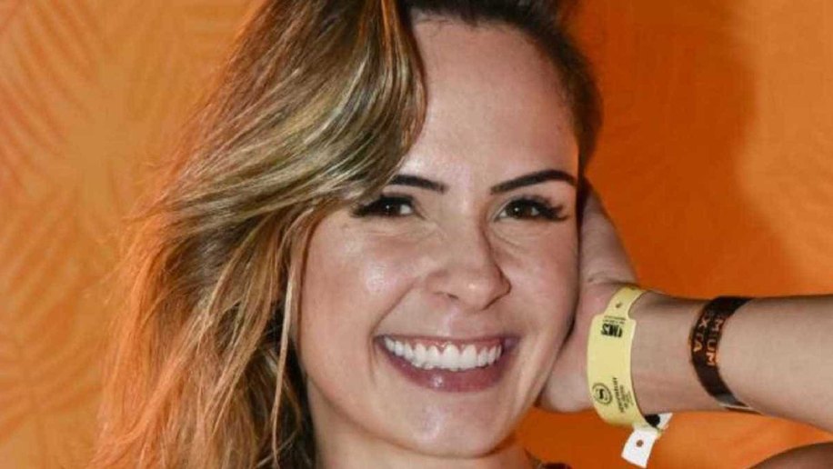 Ana Paula Renault critica Ayrton e família: 'Quero distância e cadeia'