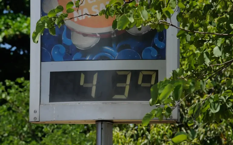 Calor recorde e temporais: verão que começa amanhã deve ser um dos três mais quentes da história do Sudeste