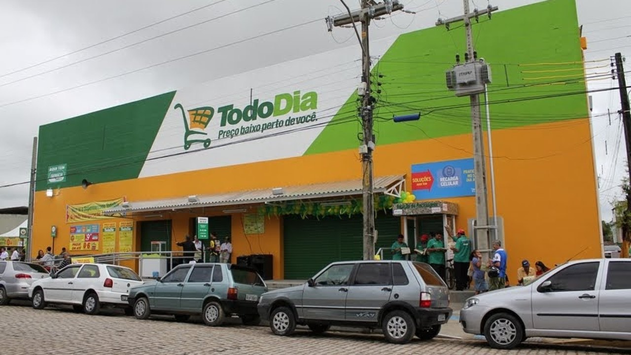 Comércio em declínio: o futuro incerto de Palmeira