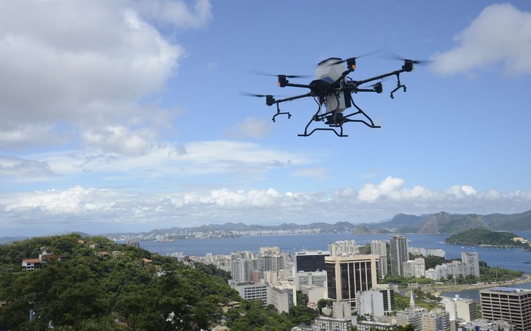 Anatel apreende drones irregulares em operação de combate à pirataria