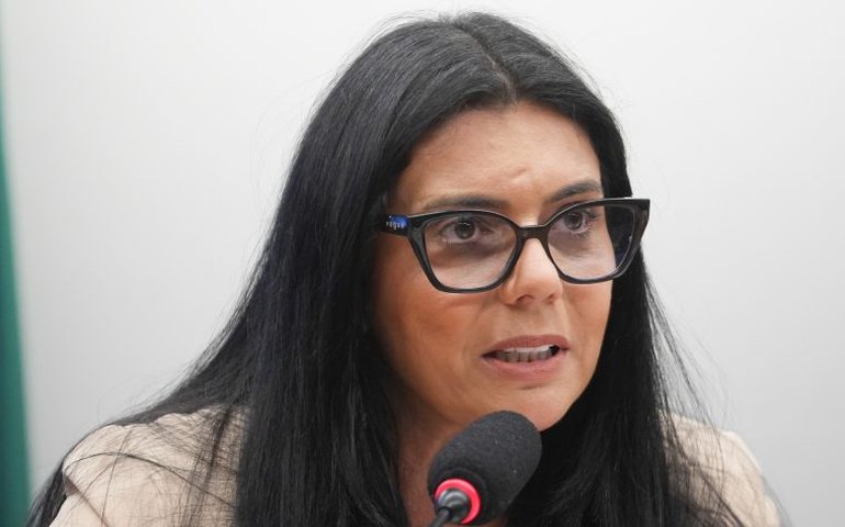 Comissão aprova projeto que dificulta progressão de regime para condenados por feminicídio