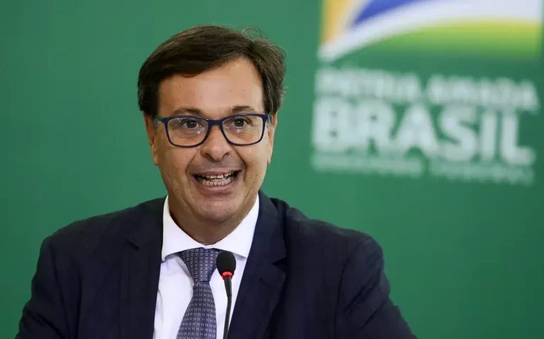 Ex-ministro Gilson Machado é preso em Pernambuco, diz TV