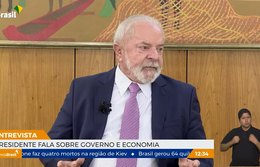 Presidente Lula fala sobre economia e política externa
