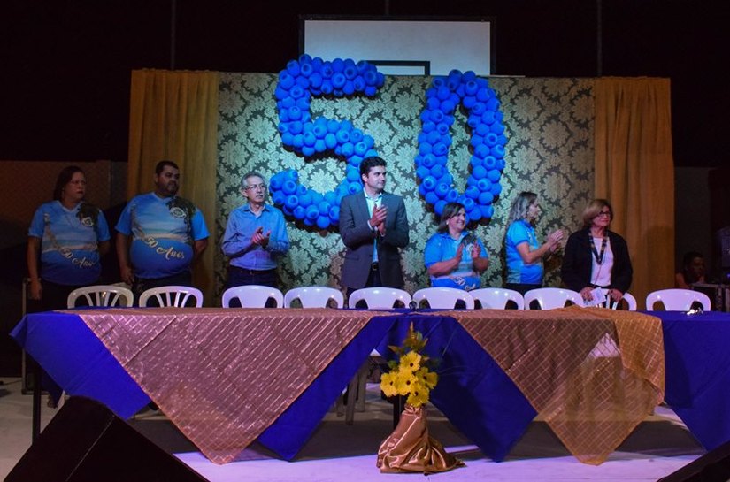 Prefeito participa de festa de 50 anos de escola municipal Rui Palmeira