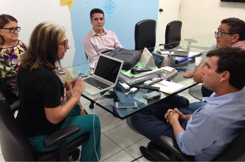 Marcius Beltrão se reúne com a secretária de Saúde para tratar da implantação da UTI