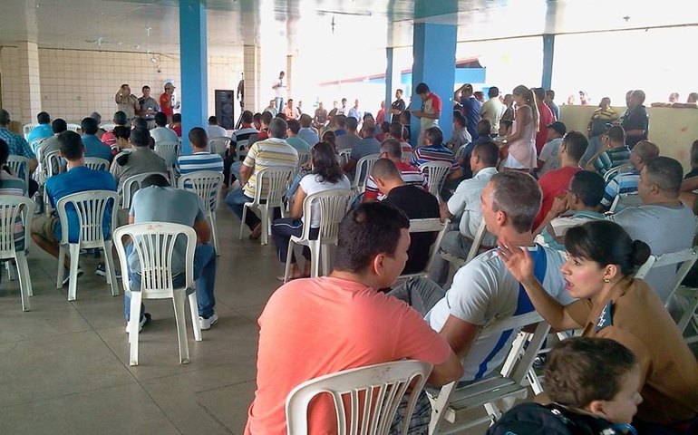 Militares se reúnem em assembleia para discutir contraproposta do Governo do Estado