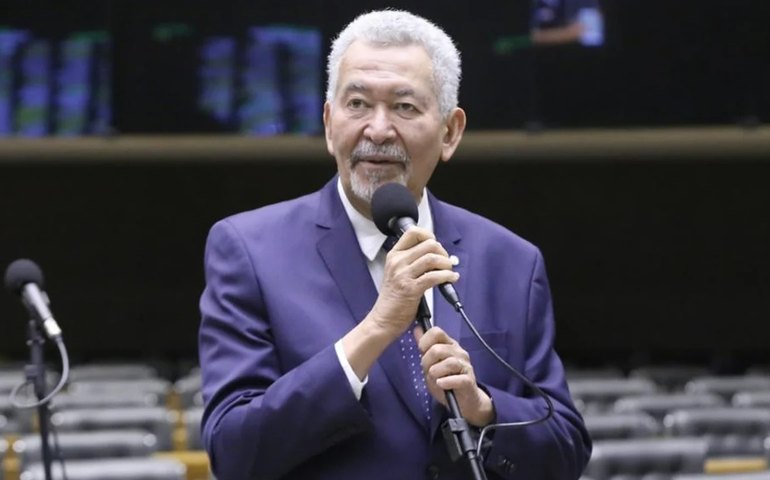 Deputado Paulão cobra celeridade na homologação das terras Xucuru-Kariri