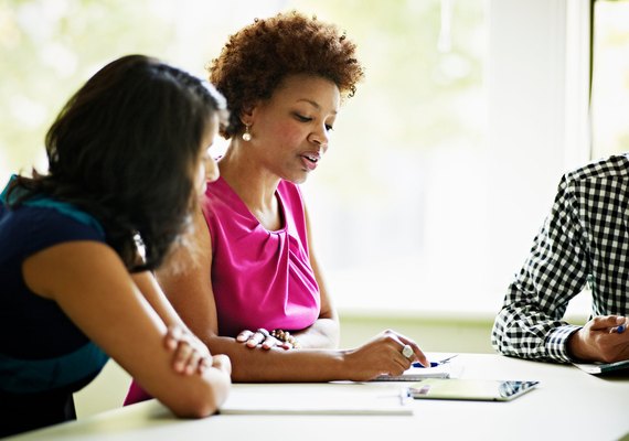 Educação e capacitação podem fortalecer mulheres