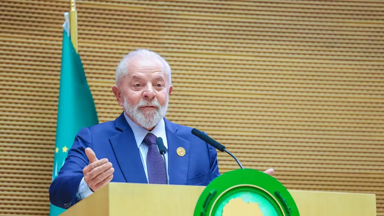 Brics incomoda, diz Lula em resposta a Trump