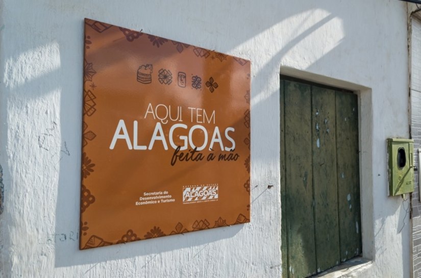 Oficinas de artesãos do Agreste recebem sinalização nas casas-ateliê