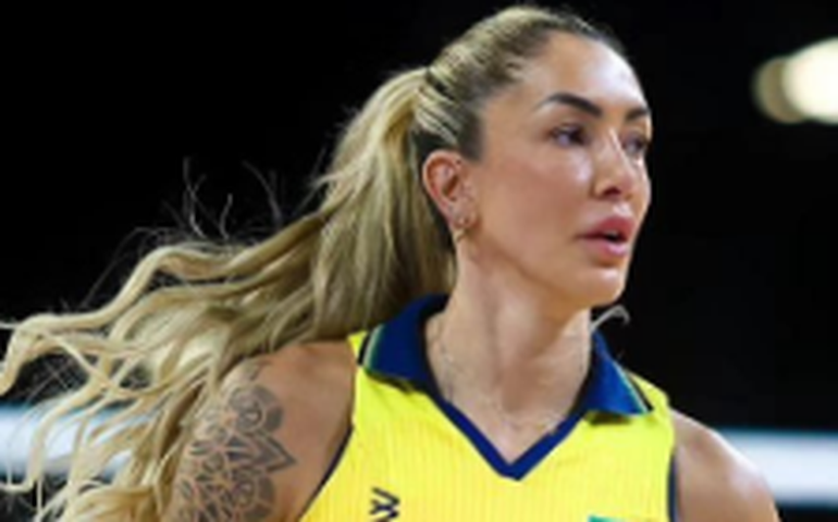 Com 1,96m, Thaísa Daher, do vôlei, posta foto com marido e ele surpreende pela altura