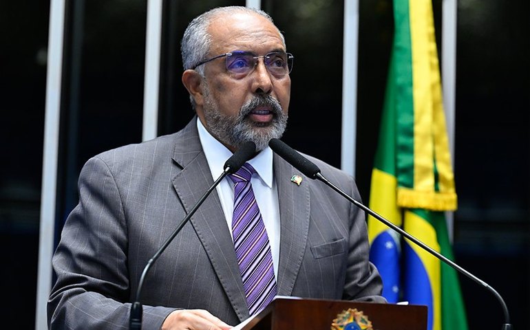 Paim alerta para tragédia humanitária em Gaza, com morte de civis, maioria crianças