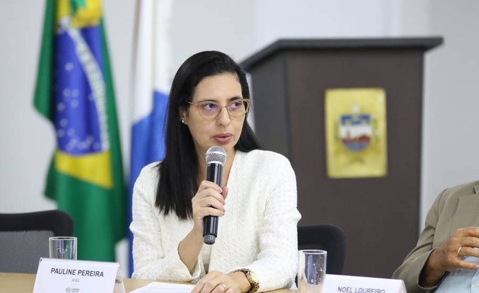 A presidente da AMA e prefeita Pauline Pereira