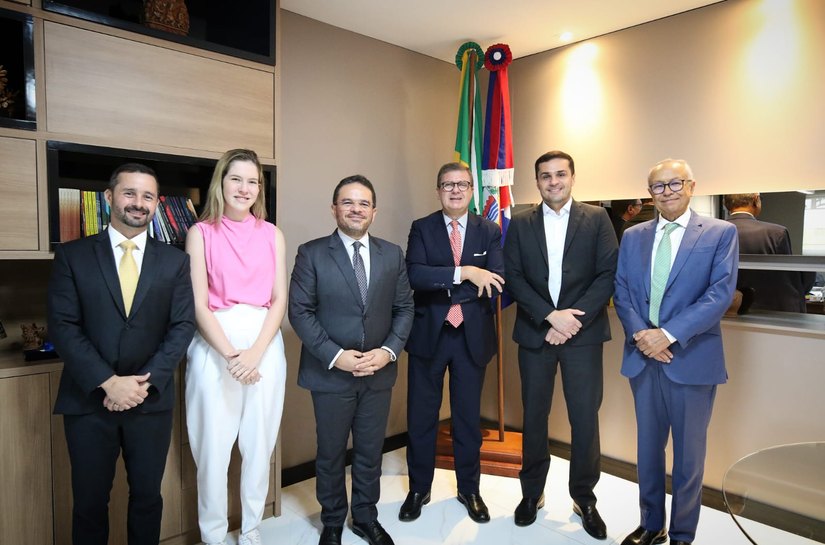 Parlamento da ALE recebe a visita do embaixador da Itália