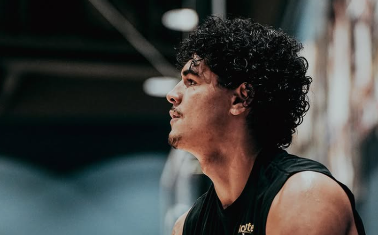Brasileiro Gui Santos aproveita chance, se destaca e ajuda Warriors em vitória na NBA