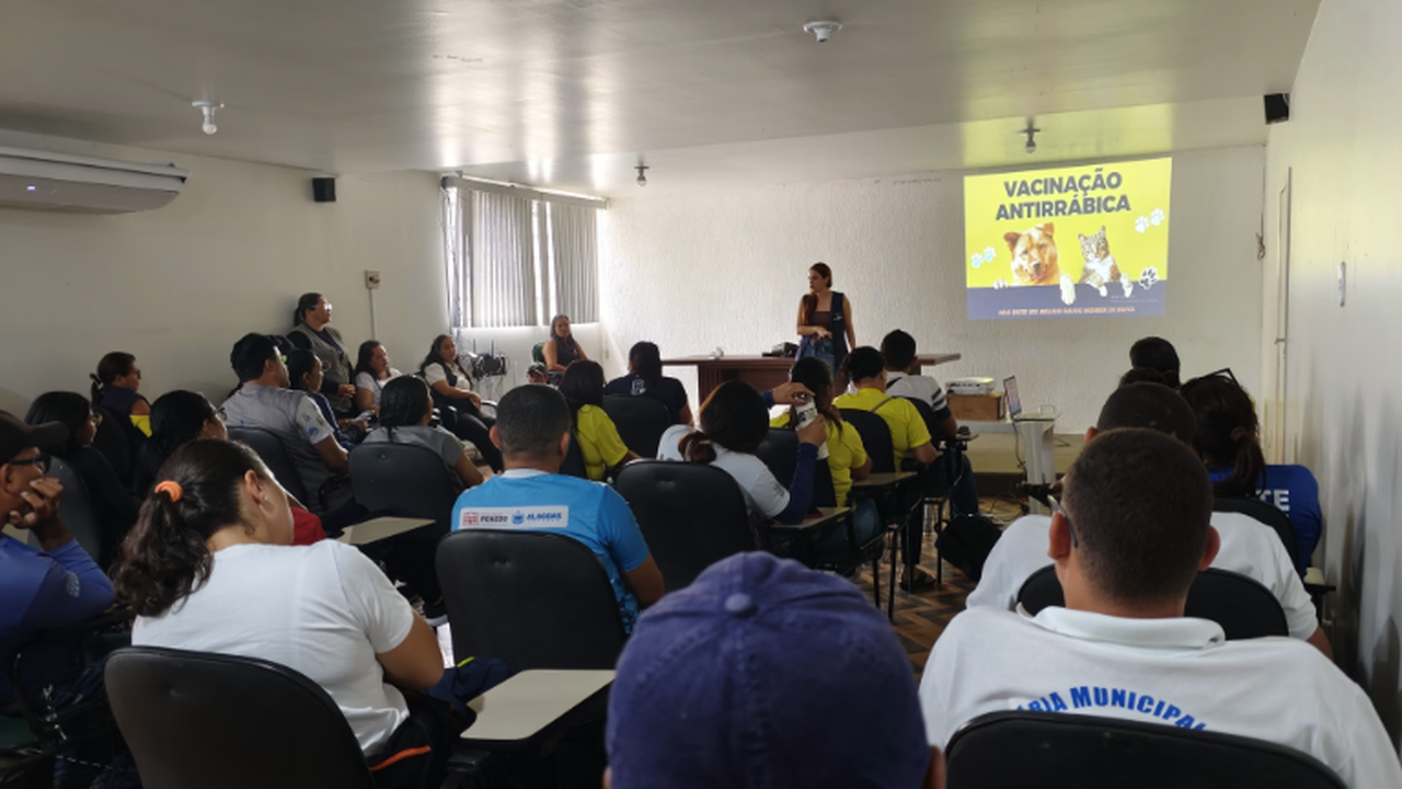 Secretaria de Saúde de Penedo orienta Agentes de Combate às Endemias sobre campanha antirrábica