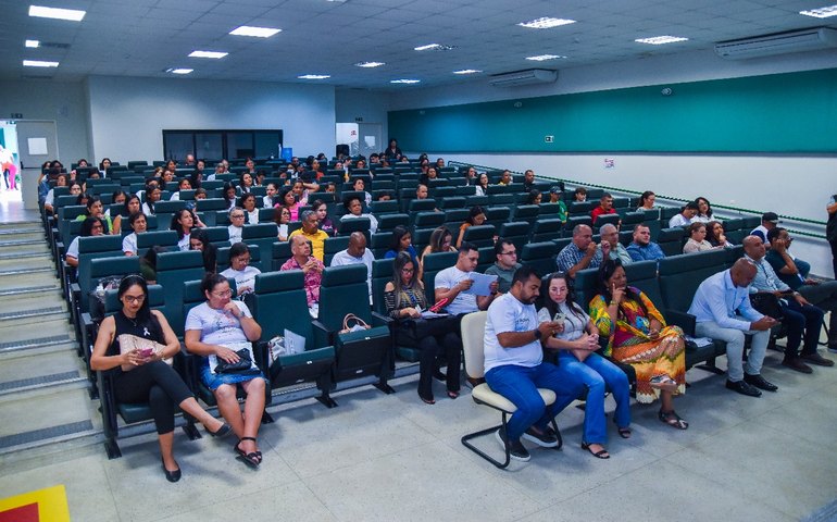 O tema escolhido foi: O Controle Social e o Processo Contínuo em Construção do SUS